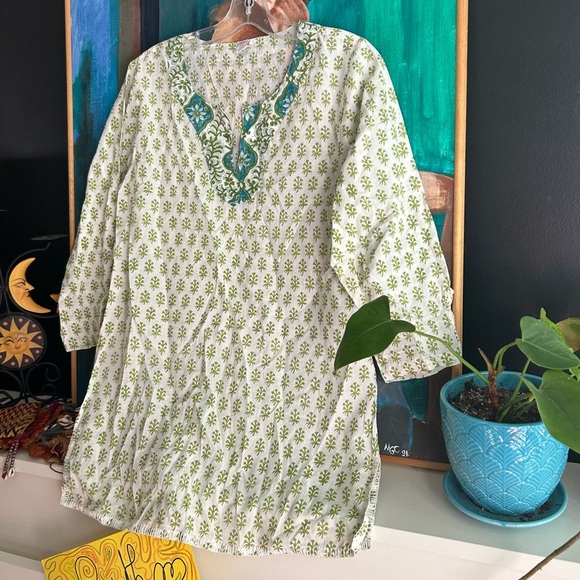 Green Floral Women's Tunic - Picture 6 of 16